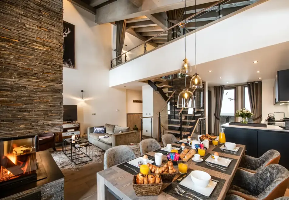 Yellowstone Lodge, La Tania (self catered chalet) - Chalet 2