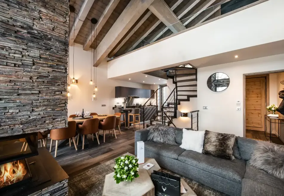 Yellowstone Lodge, La Tania (self catered chalet) - Chalet 3