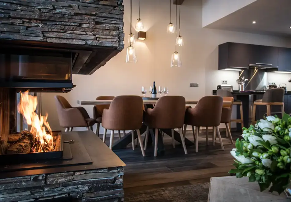 Yellowstone Lodge, La Tania (self catered chalet) - Chalet 3