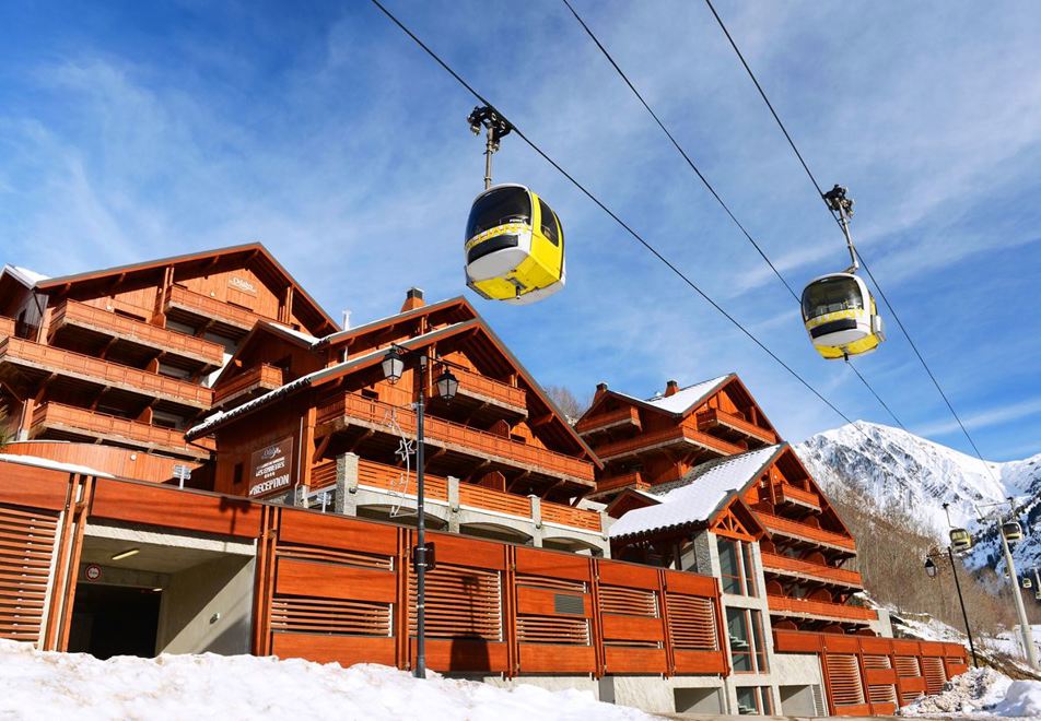 La Cascade-Epinettes, Vaujany (self catered apartments) - Right by the lifts