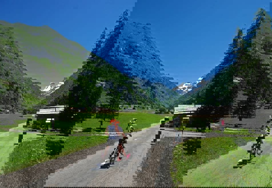 Champagny Village - Cycling