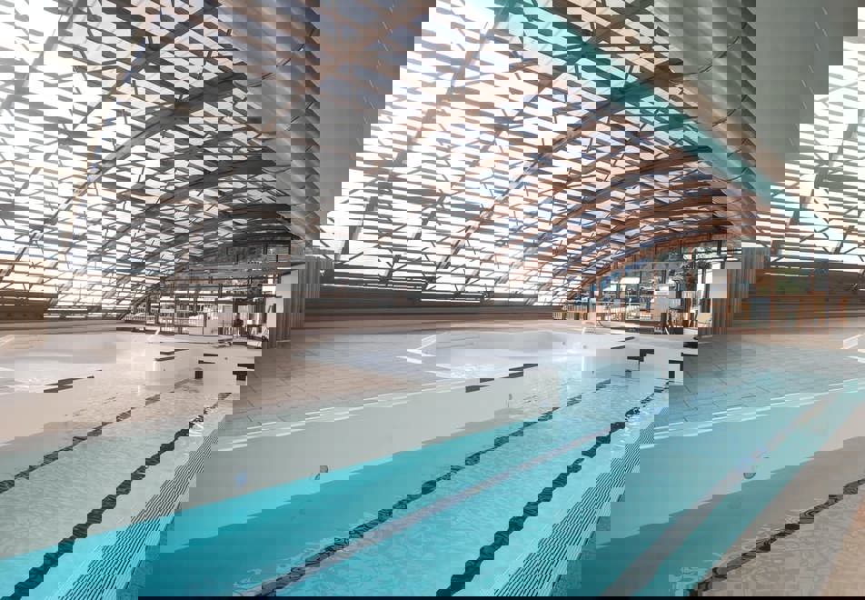Champagny Resort - Indoor pool