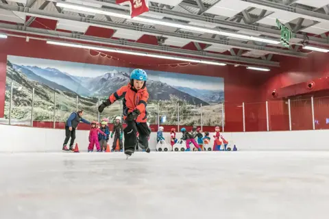 La Rosiere Resort (©OTLaRosiere) - Ice rink