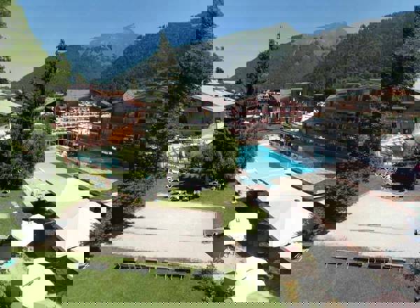 SUMMER - Le Cret, Morzine (Hotel) OPT (15)
