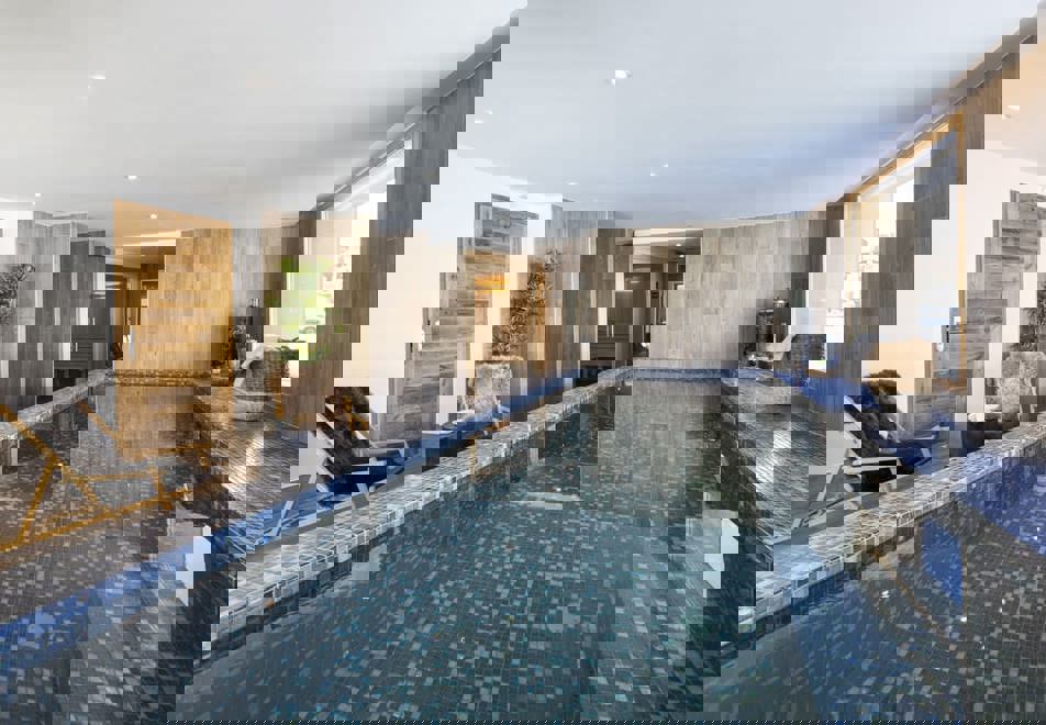 Neige et Soleil, Les Deux Alpes (self catered apartments) ©MReyboz - Indoor pool