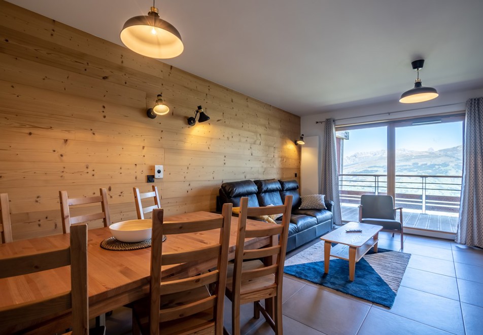 Les Ecrins, Arc 1800 (self catered apartments) - Apartment A21