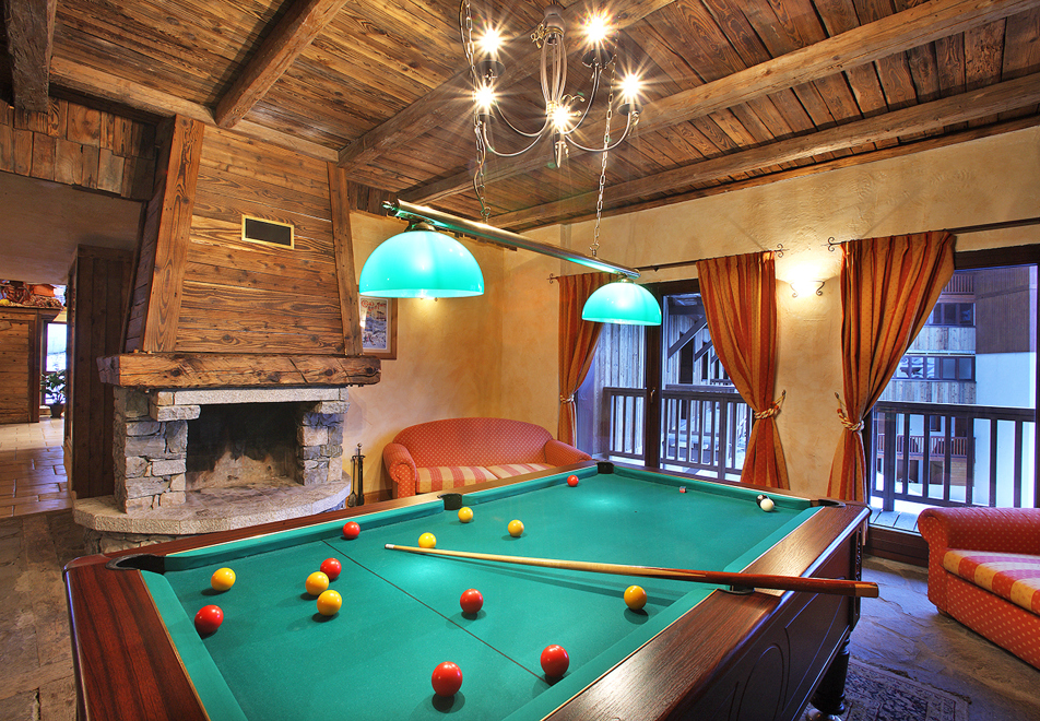 Chalet Des Neiges Arolles, Arcs 2000 (Self Catered Apartments) OPT (12)