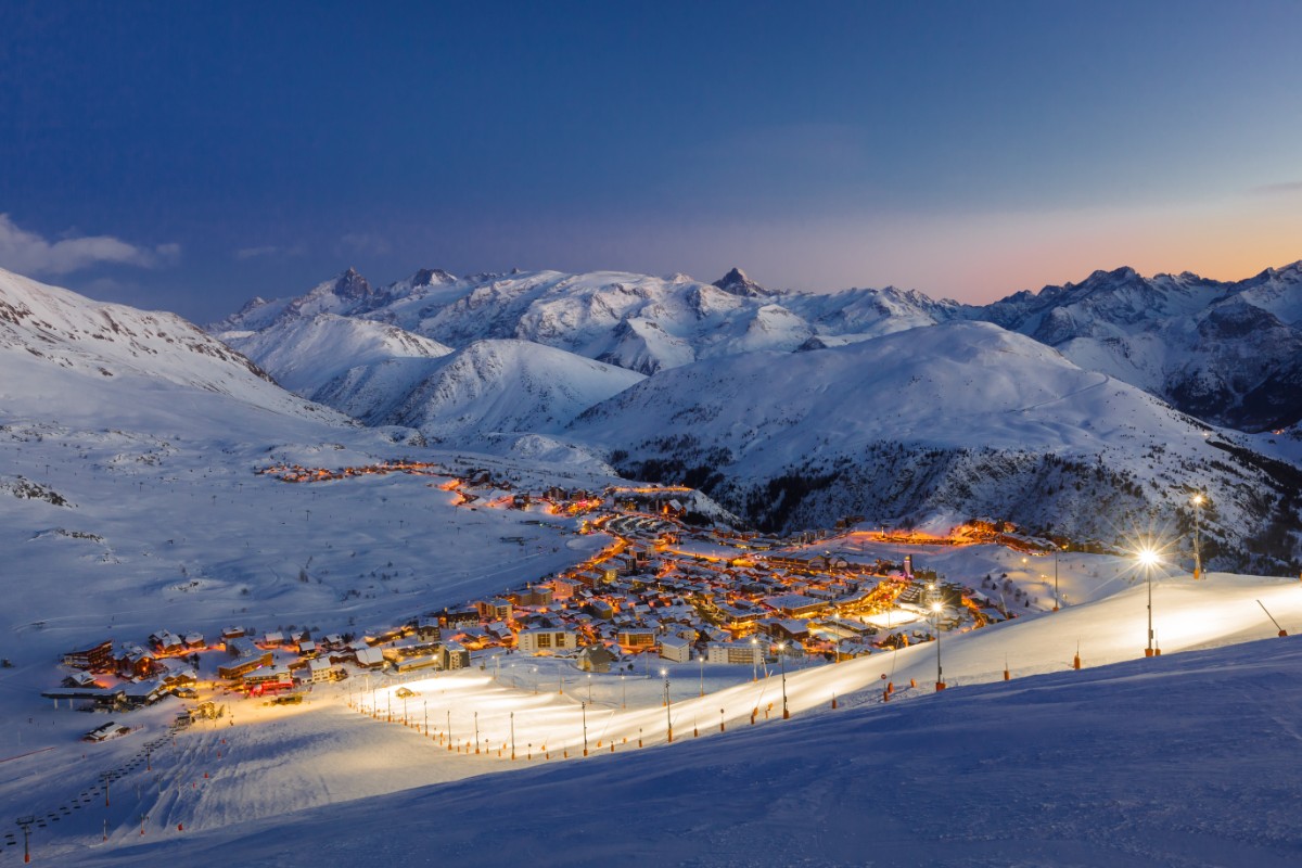 Alpe D'huez Ski Resort (©Laurent Salino)