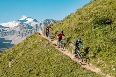 Tignes in Summer - Mountain biking (©Andy Parant)