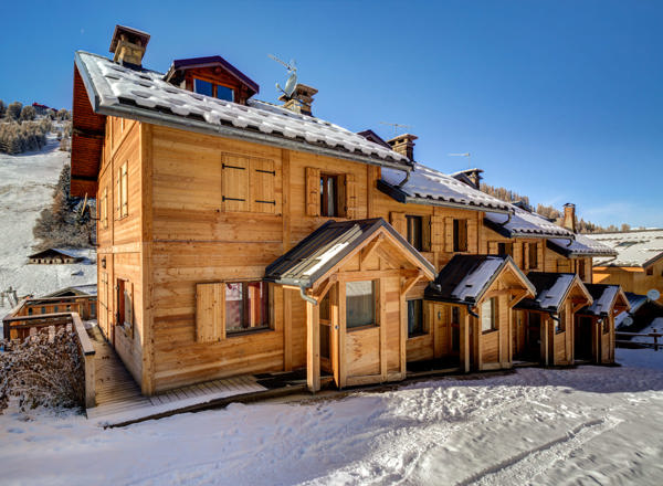 Chalets Minuit 1 Plagne 1800 Self Catred Chalet Opt 16