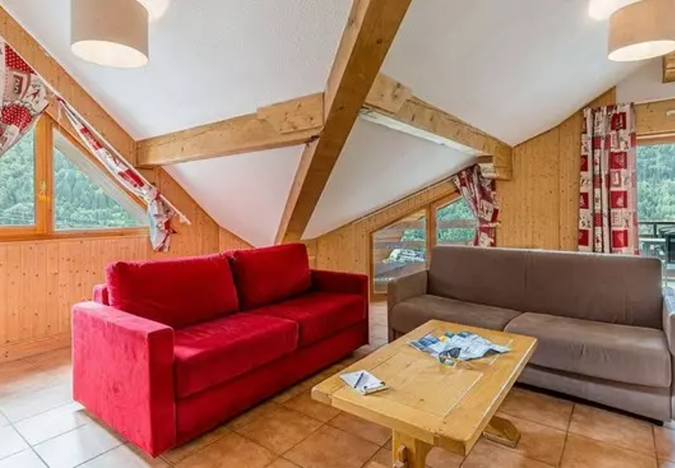 La Cascade-Epinettes, Vaujany (self catered apartments) - La Cascade typical apartment style