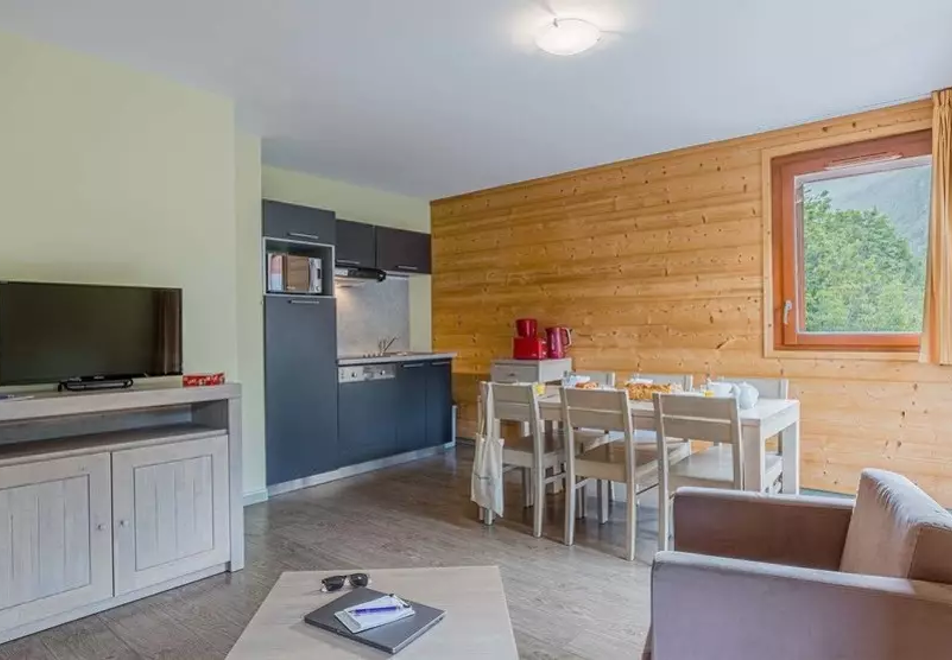 La Cascade-Epinettes, Vaujany (self catered apartments) - Les Epinettes typical apartment style