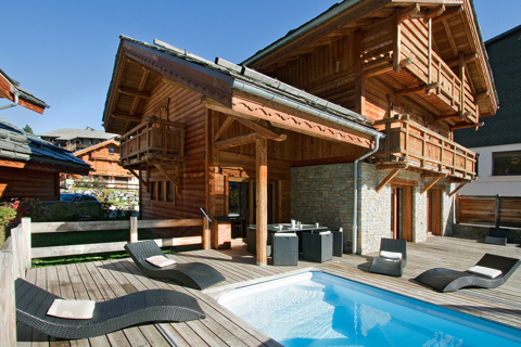 Wolf Lodge, Les Deux Alpes (self catered chalet) - Outdoor heated pool