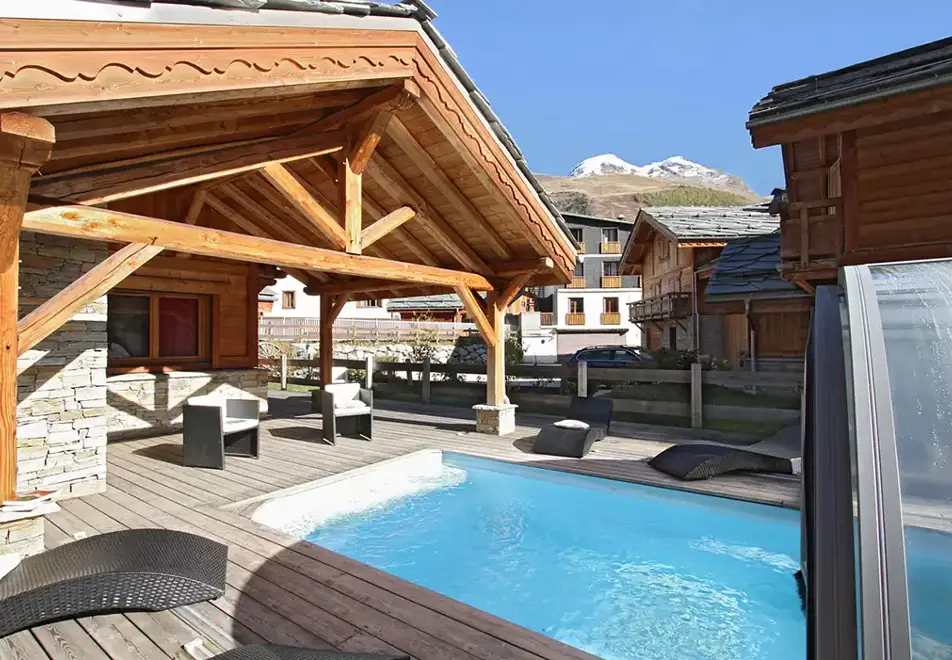 Lodge, Les Deux Alpes (self catered chalet) - Outdoor heated pool