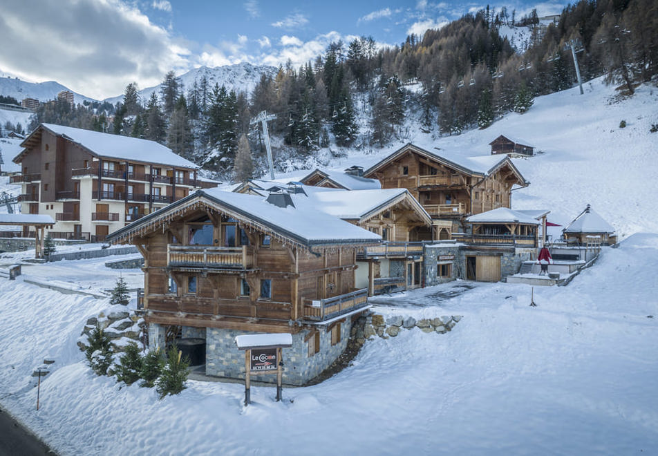 Chalets Cocoon, Plagne 1800 (self catered chalet) - Close to chairlift