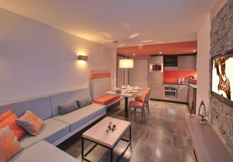 Plein Sud, Val Thorens (self catered apartments) - Typical apartment for 4 style
