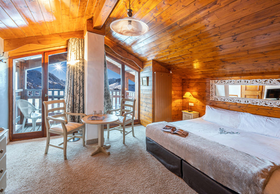 Les Campanules, Tignes le Lac (hotel) - Typical Suite confort style
