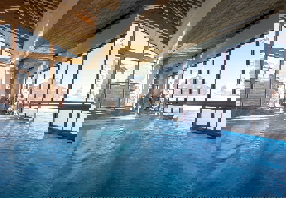 White Pearl, La Plagne (self catered apartments) - Indoor/outdoor pool