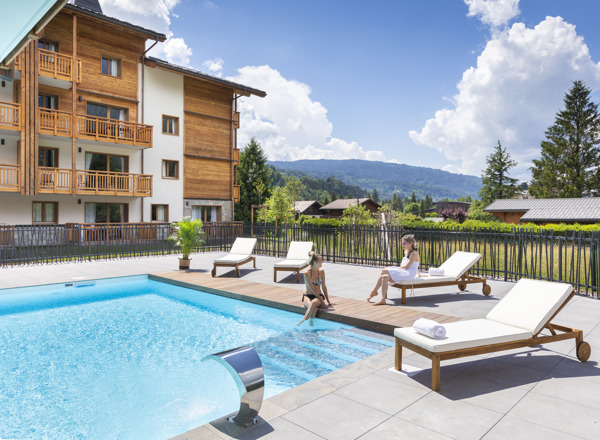 SUMMER - PISCINE 086 MMV Samoens©Manureyboz