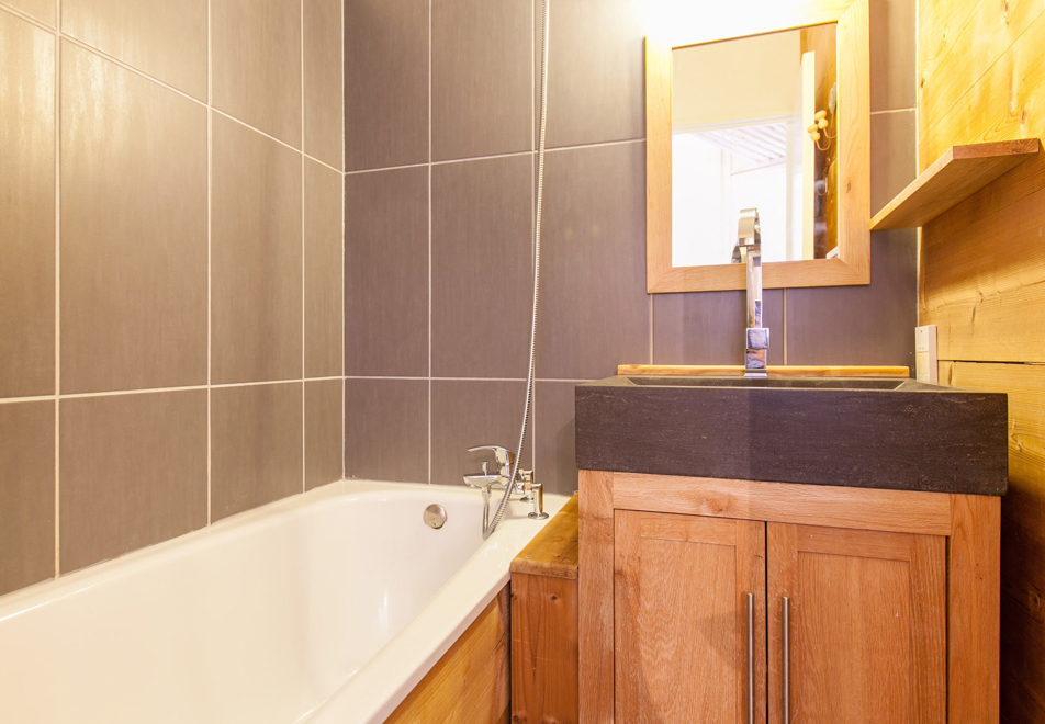 Fontaines Blanches, Avoriaz (self catered apartments) - 1 bedroom 4 comfort typical style
