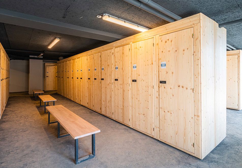 Les Ecrins d'Auris, Auris en Oisans (self catered apartments) - Ski locker room