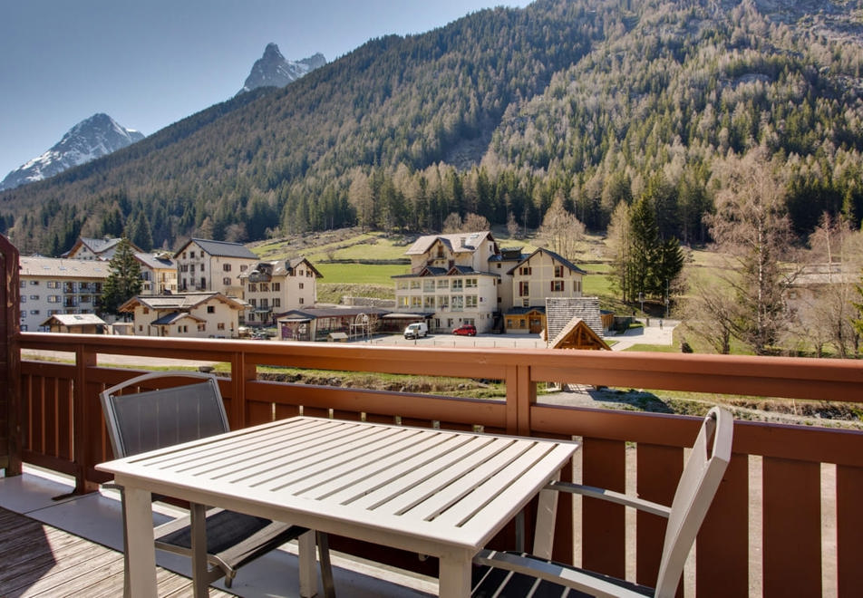 Les Portes du Mont Blanc, Vallorcine (self catered apartments) - Balcony view