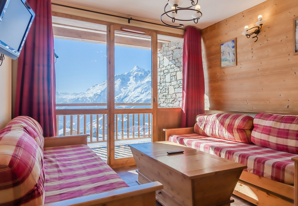 Les Balcons de la Rosiere, La Rosiere (self catered apartments) - Typical 4 person apartment style