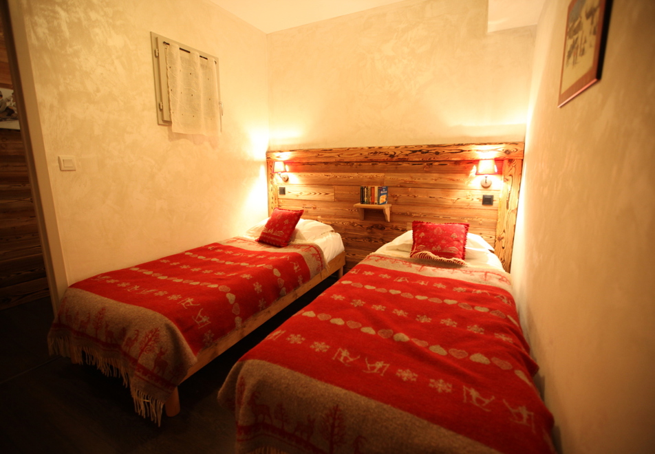 Les Chalets d'Adrien, Valloire (self catered apartments) - Adrien 3