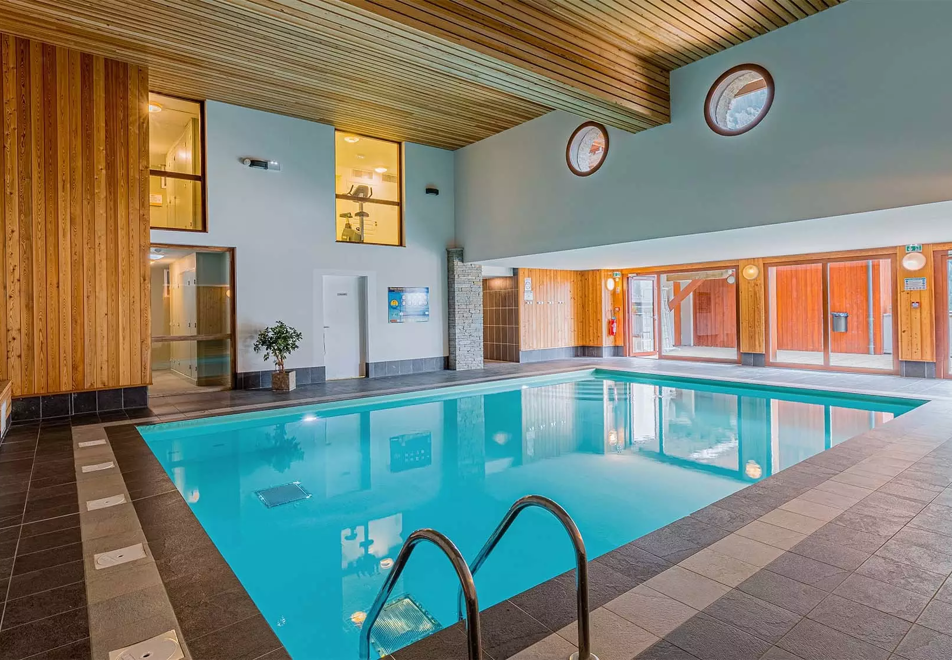 La Cascade-Epinettes, Vaujany (self catered apartments) - Indoor pool