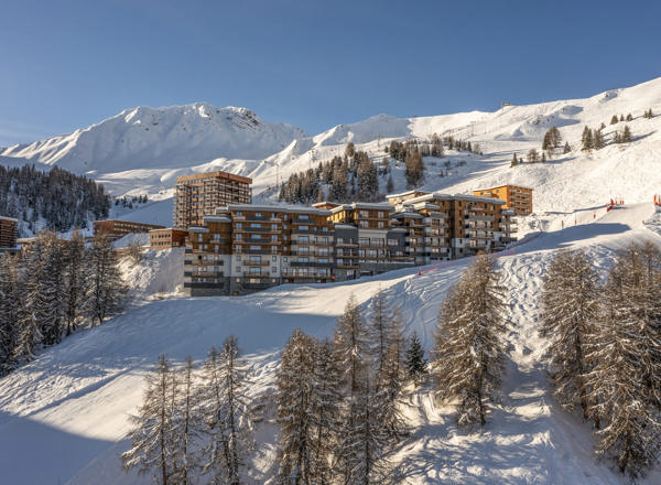 2024 01 MGM LA PLAGNE MANAKA HIVER Studiobergoend Drone 002
