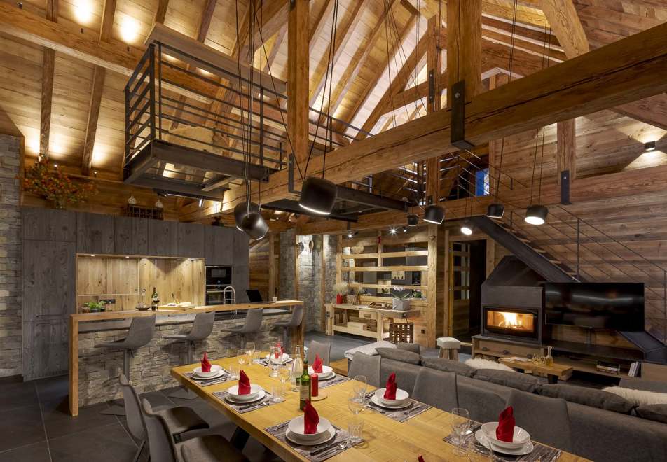 Chalet L'Ourse, Les Deux Alpes (self catered chalet) - Open plan living