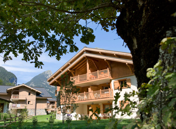SUMMER - La Reine des Pres (Samoens) exteriors (15) OPT - Summer