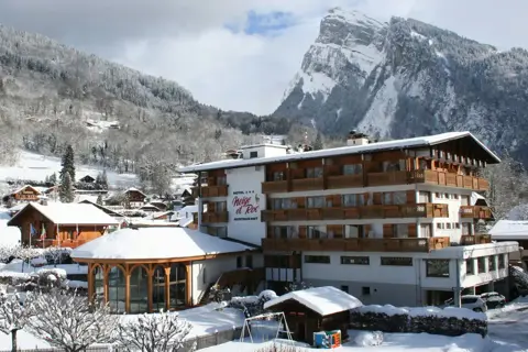 Neige et Roc, Samoens (hotel & apartments)