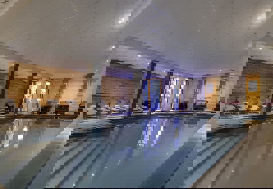 Le Crystal, Vaujany (self catered apartments) - Indoor pool