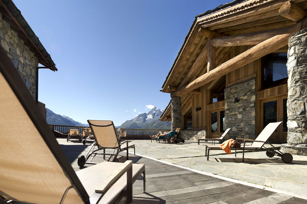 Les Cimes Blanches, La Rosiere (self catered apartments) - Sun Terrace