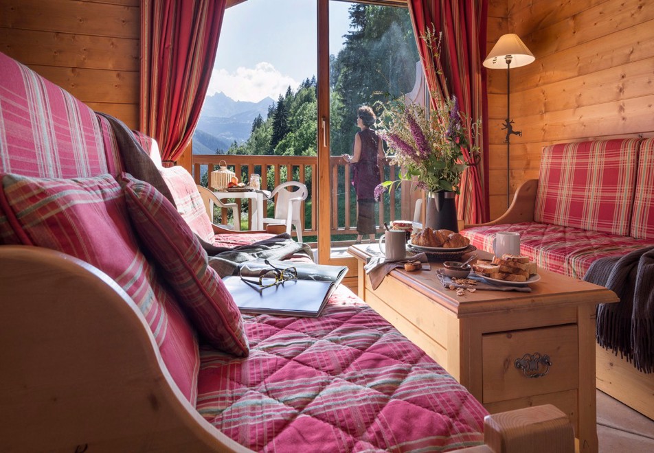 Les Alpages de Champagny, Champagny (self catered apartments) - Typical apartment style