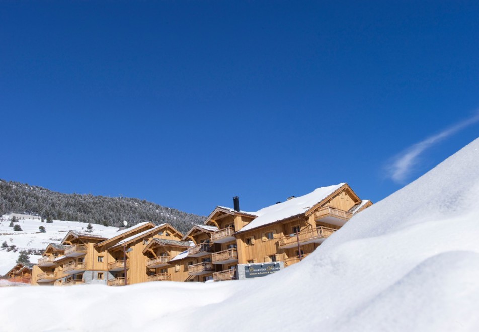 Chalet des Dolines, Montgenevre (self catered apartments)