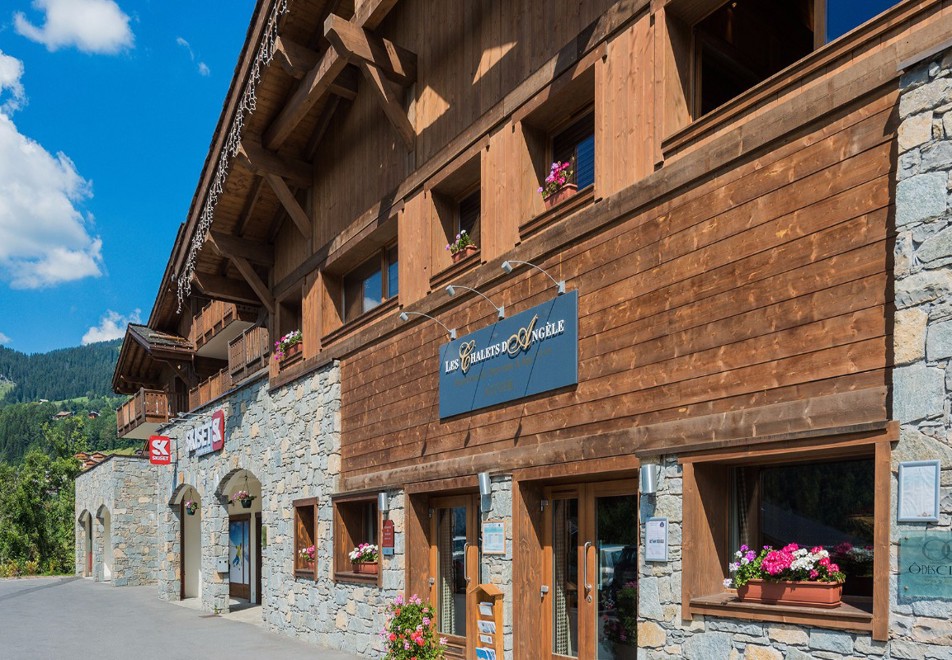 Les Chalets d'Angele, Chatel (self catered apartments)