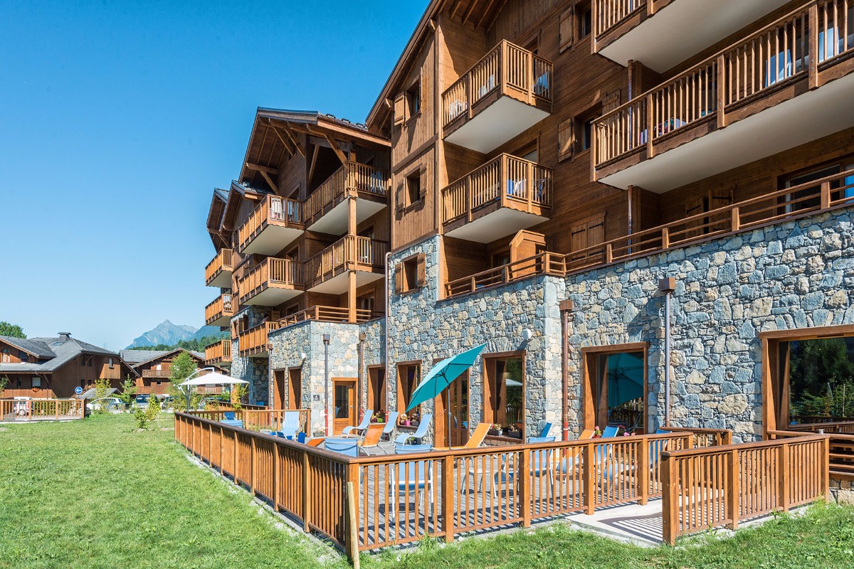 Les Chalets de Layssia, Samoens (self catered apartments) - Sun Terrace