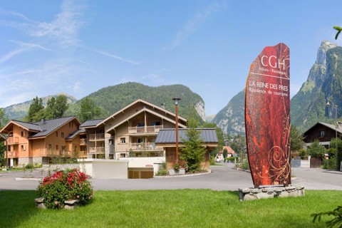 La Reine des Pres, Samoens (self catered apartments)