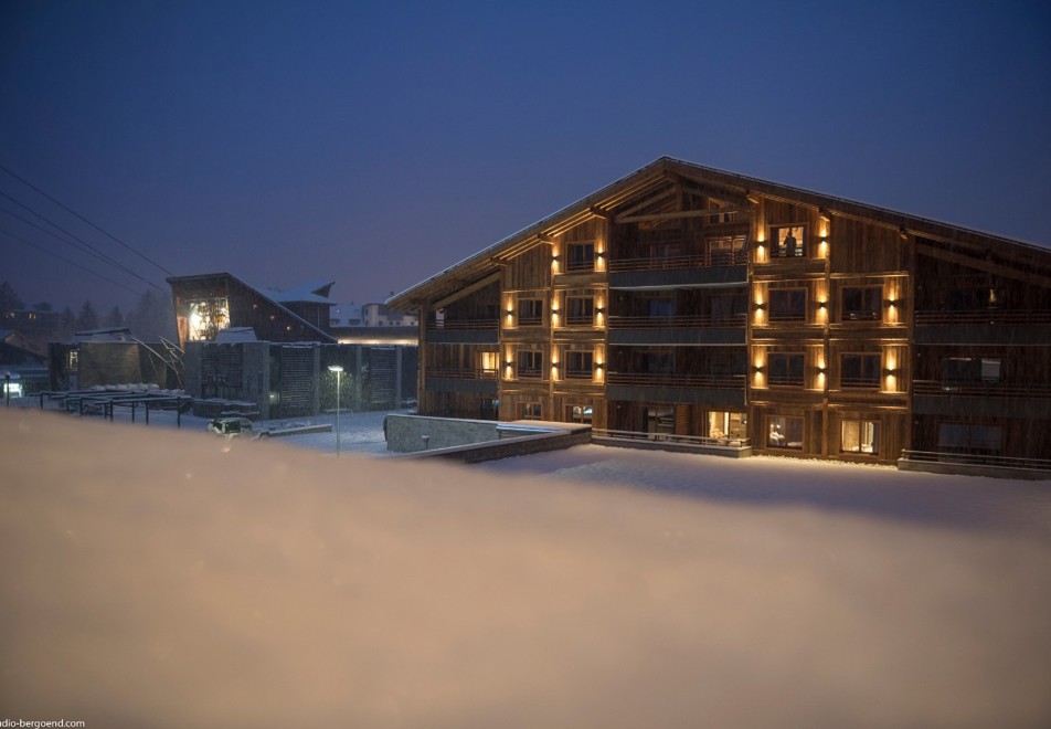 Le Cristal de Jade, Chamonix (self catered apartments) - Next to Aiguille du Midi cable car