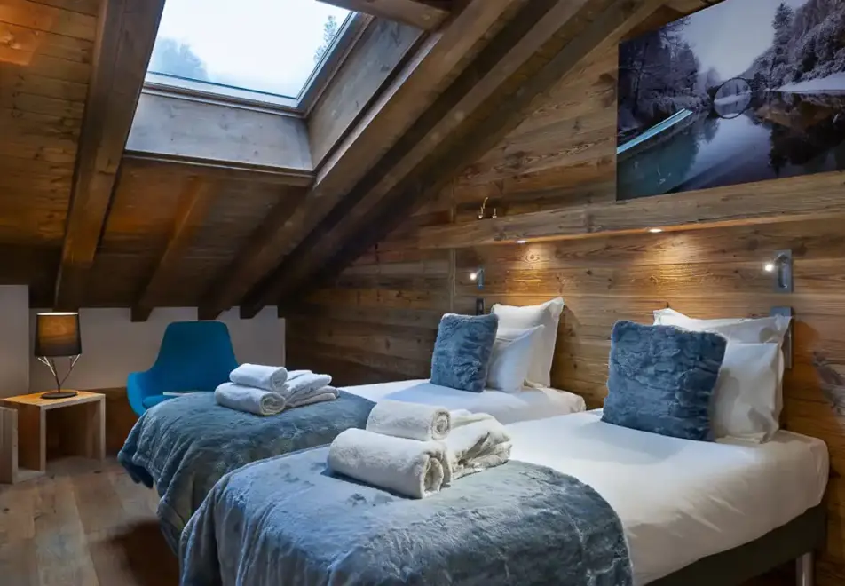 Annapurna, Les Gets (self catered apartments) - Typical 4 bed 8 Penthouse