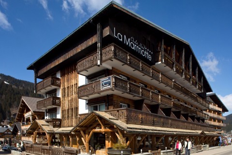 Hotel La Marmotte, Les Gets (hotel) - Central location