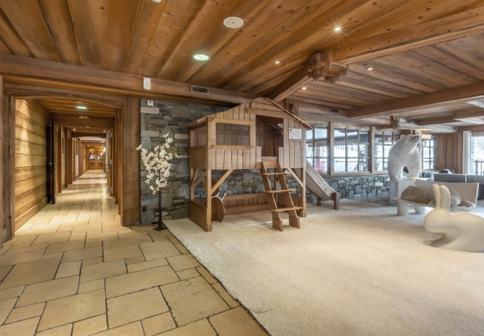 Les Chalets du Gypse, St Martin de Belleville (self catered apartments) - Reception & kids area