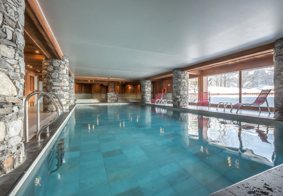 Les Chalets du Gypse, St Martin de Belleville (self catered apartments) - Indoor pool