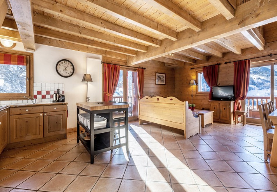 Les Chalets du Gypse, St Martin (self catered apartments) - 4 bed 10